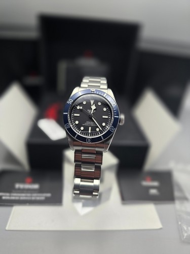 Tudor black bay heritage - black,