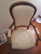 poltrona in legno comoda