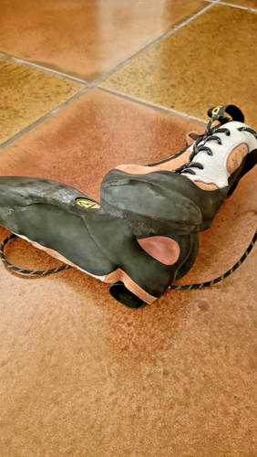 Sportiva mythos 43 - la,