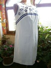 Abito estivo bianco con bolli