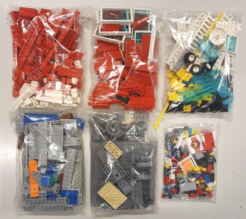 Vintage game play - lego, city