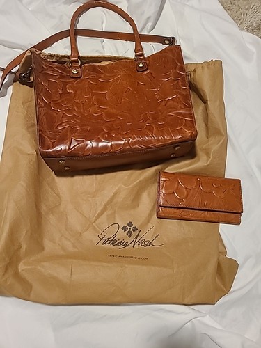 Borsa mano busta - e,