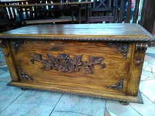 Scatola coperta in legno