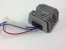 Regolatore di tensione motore