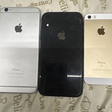 Lot 3Apple iPhoneSmartphone