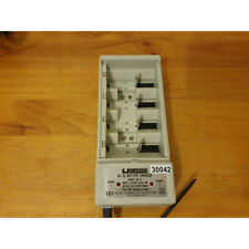 Caricabatteria Uniross KB-8 9/2.4VDC 140mA NI-CD Indicatore LED Spina da Parete UK