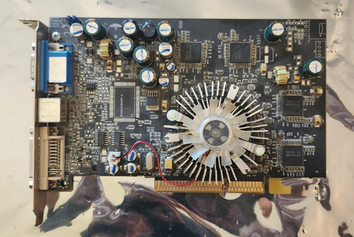Sapphire radeon 9600 - xt, 128mb