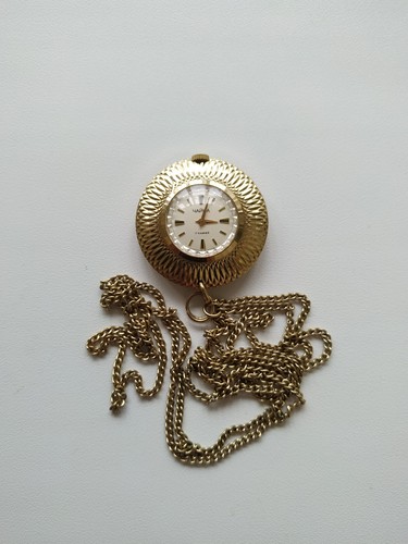 Женские