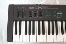 Yamaha DX21 Sintetizzatore