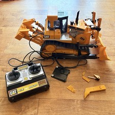 Bulldozer radiocomandato