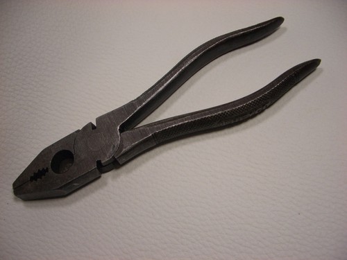 Vecchia pinza combinata - pinza, heyco
