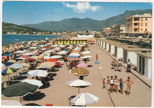 Scauri latina spiaggia - latina,