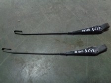 M4758 XX - COPPIA BRACCI TERGI