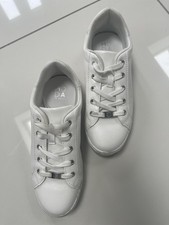 Sneakers stringate Moda in