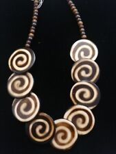 COLLANA ETNICA ARTIGIANALE in OSSO colori naturali/caldi con perline legno/corda