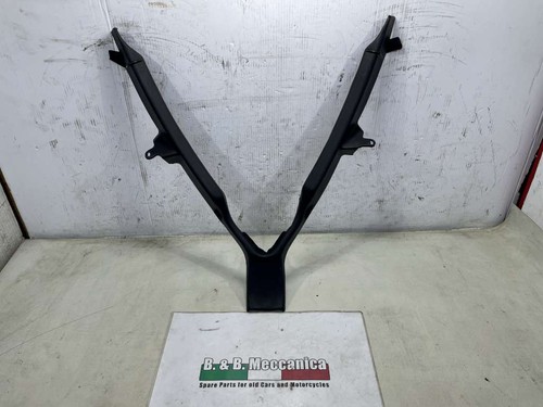 Carena cornice parabrezza ant - cornice,