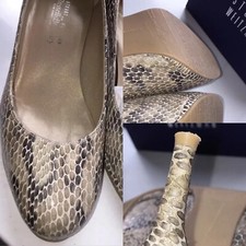 Stuart Weitzman Russell &