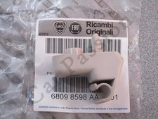 GANCIO SUPPORTO FISSAGGIO ALETTA PARASOLE FIAT PUNTO 1999> IDEA PANTINA GRIGIO