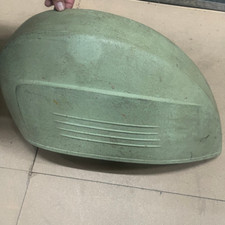 VENDO COFANO SINISTRO *ORIGINALE NOS* VESPA 180SS SUPER SPORT