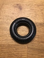 1 Pneu arrière pour Ferrari 500 Ingap Padova tôle Made Italie Tin Toy 590x14 62m