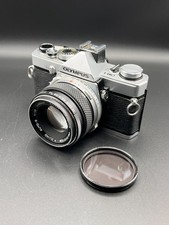 Olympus OM-1  + Olympus Zuiko 50mm f/1.8 -  35mm SLR Film Camera