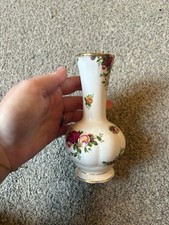 Vaso Royal Albert Old Country