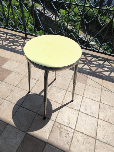 Sgabello metallo e - e, formica