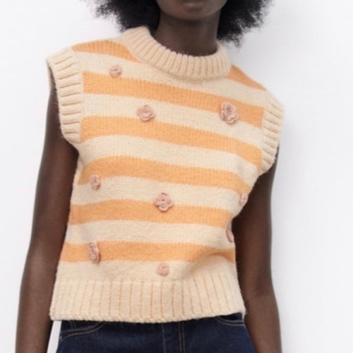Gilet maglia floreale - in,