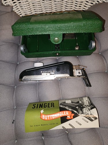 1953 singer sewing machine - singer,
