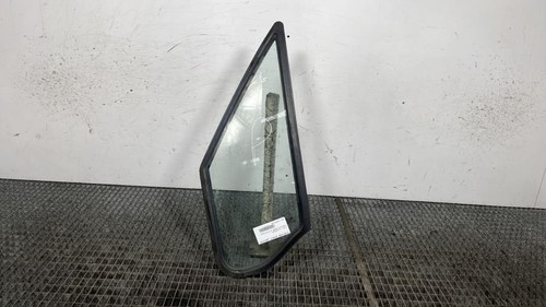 Vetro laterale fisso anteriore