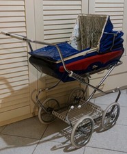 Carrozzina vintage giocattolo