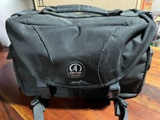 TAMRAC PRO 12 Camera Bag
