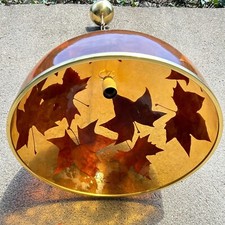 Lampadario vintage anni‘70 in ottone e plexiglas resina acrilico e foglie