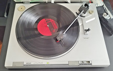 giradischi AKAI AP-D2 a trazione diretta