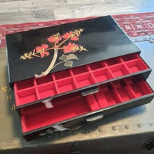 Portagioie vintage Bembo Okinawa lacca nera rosso floreale con cassetto fodera rossa 