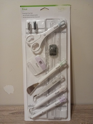 Cricut essential tool set - ​cricut,