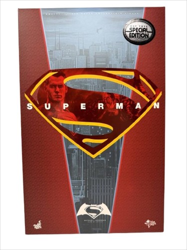 Hot toys mms343 batman - batman, v