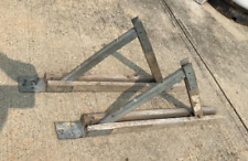 2 Staffe di messa in scena per