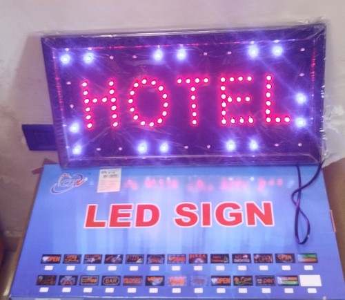 Insegna led scritta hotel - insegna,