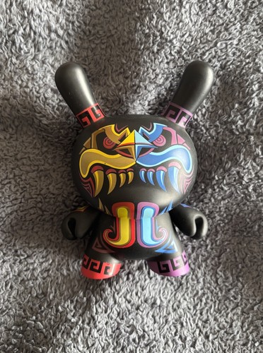 Kidrobot urban aztec dunny - kidrobot, di