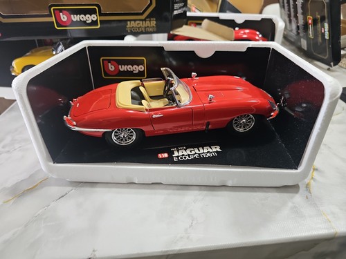 Burago jaguar coupe red - jaguar,