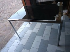 Tavolo da pranzo in vetro