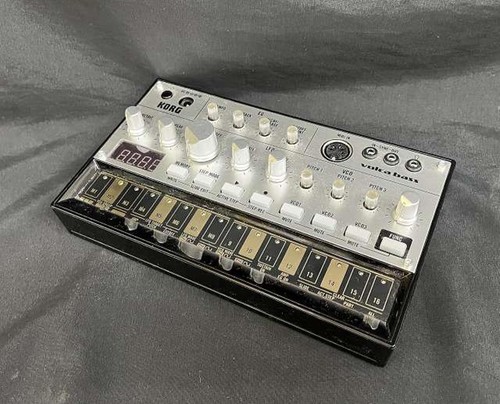 Korg volca bass sintetizzatore - bass,