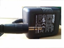 CARICABATTERIE DA PARETE INTEK