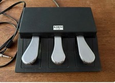 Kawai F-30 triplo pedale per tastiere MP-7/MP-11 VPC-1