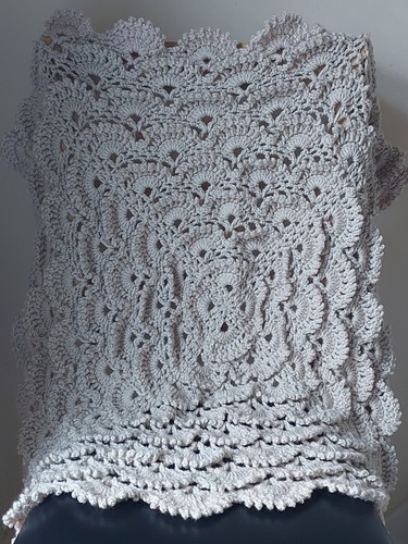 Crochet shawl baby blanket - ,