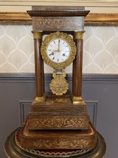 Pendule Portique Noyer