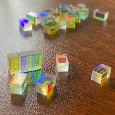 20pz 4x4x7mm prisma cubo - 20pz,