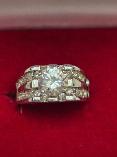 Elegante anello vintage