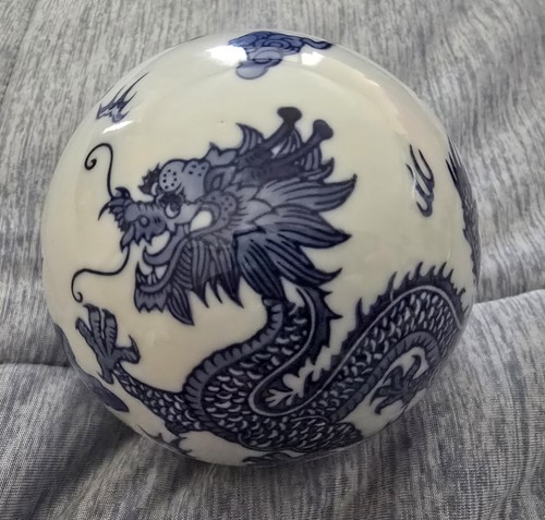 Rara grande sfera tappeto